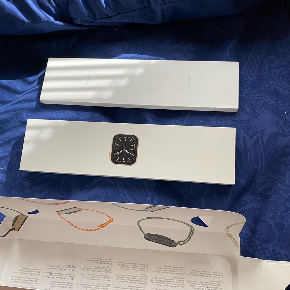 Empty apple watches boxes